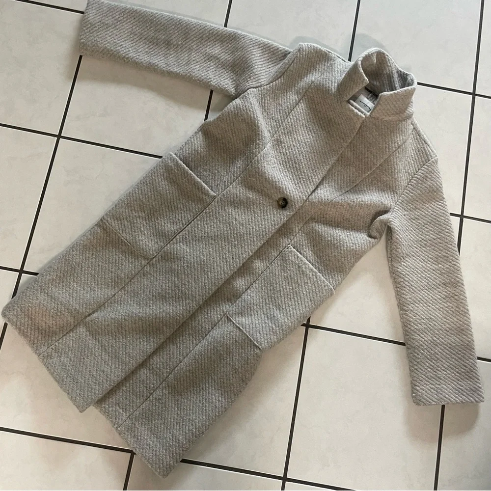 Banana Republic Light Gray Wool Blend Coat - Picture 2 of 7